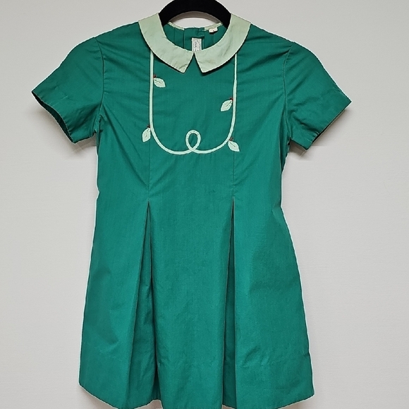 Vtg Green Girls Dress W/vine Applique Tie & Button Back Box Pleats - Picture 1 of 8